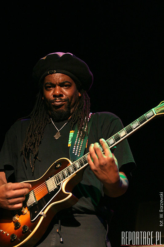 TREBUNIE-TUTKI and TWINKLE BROTHERS 19.09.2008