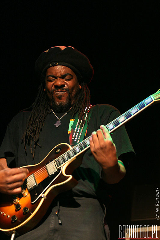 TREBUNIE-TUTKI and TWINKLE BROTHERS 19.09.2008