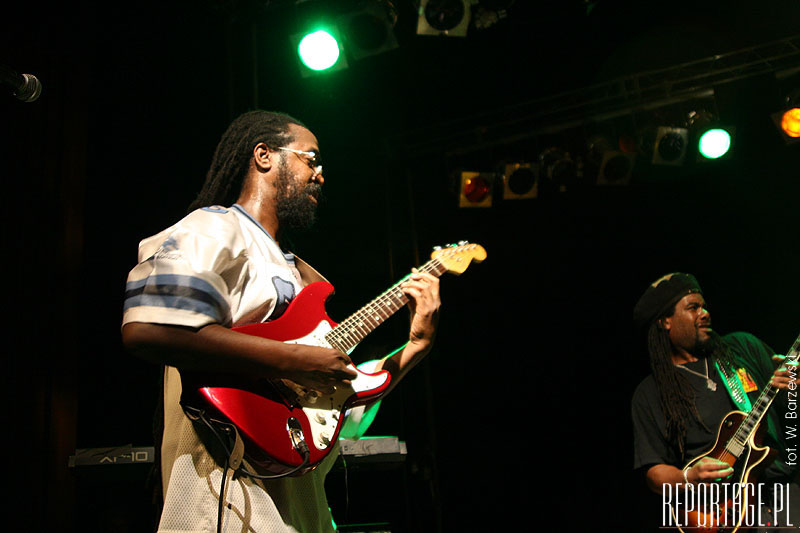 TREBUNIE-TUTKI and TWINKLE BROTHERS 19.09.2008