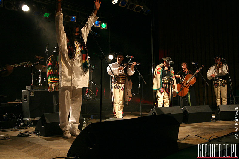 TREBUNIE-TUTKI and TWINKLE BROTHERS 19.09.2008